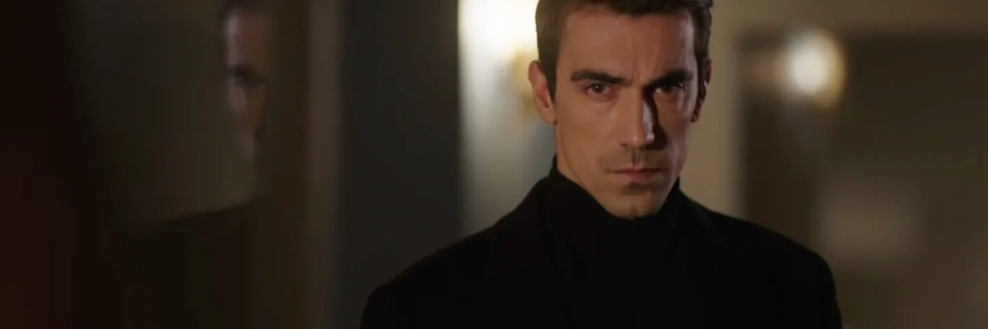 Кадр из 13 серии 1 сезона