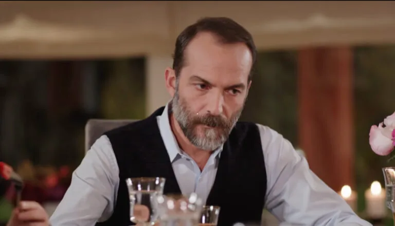 Момент из 18 серии 1 сезона