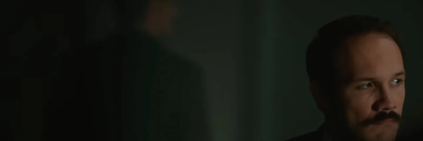 Кадр из 8 серии 1 сезона